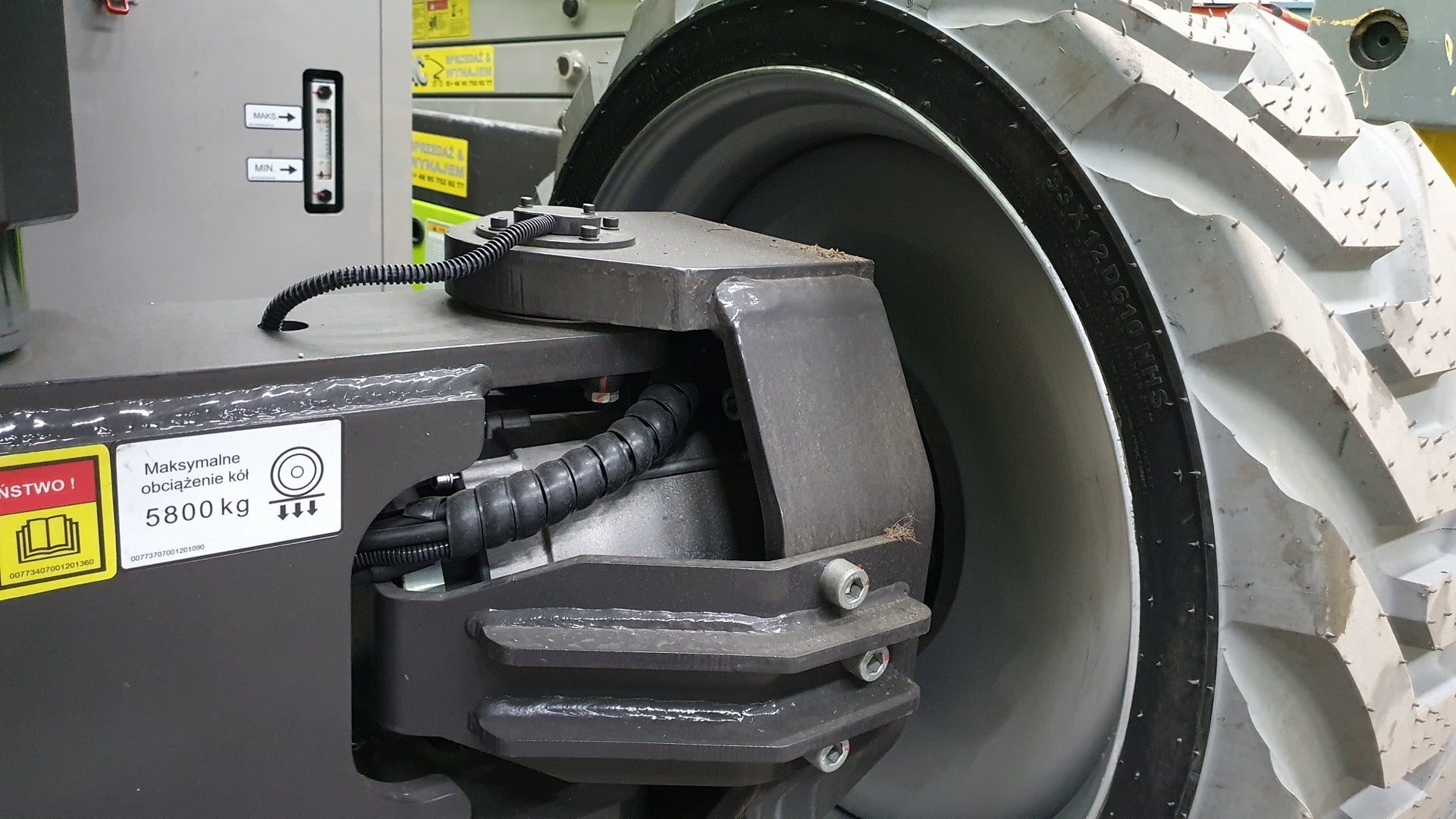 Mechanizm koła napędowego maszyny przemysłowej.