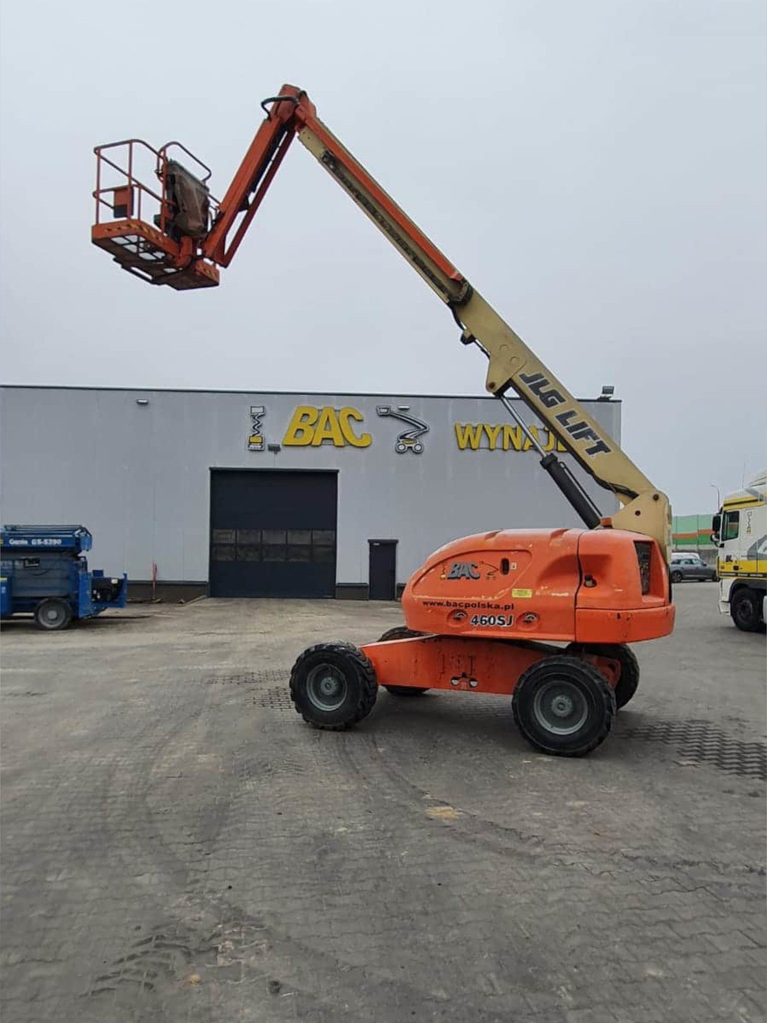 BAC Polska - Sprzedaż -Używane - Podesty Teleskopowe Spalinowe - JLG 460SJ