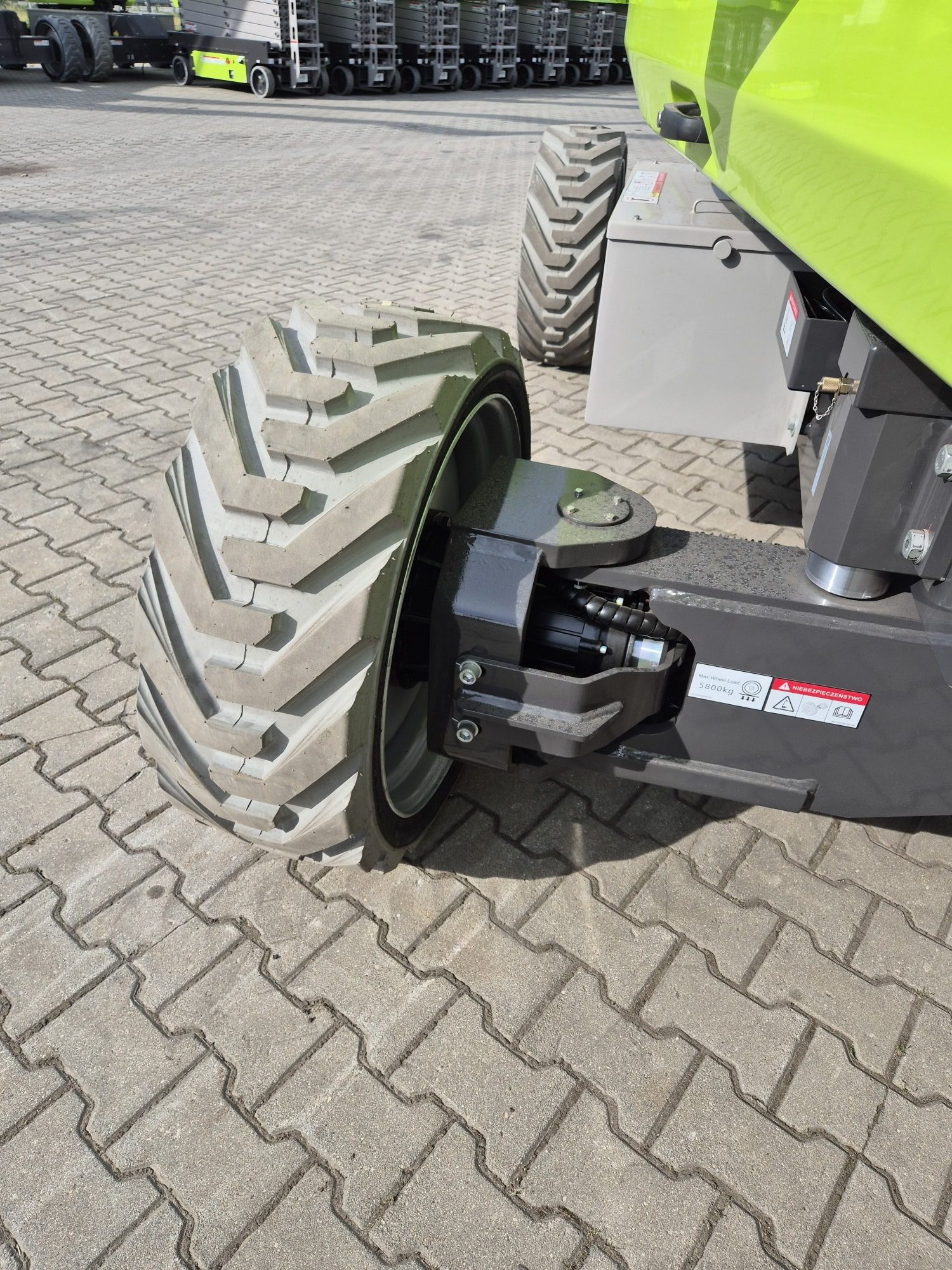 zoomlion zt21je v li Zoomlion ZT21JE-V LI 4x4 - Product gallery image - BAC Poland AWP parts