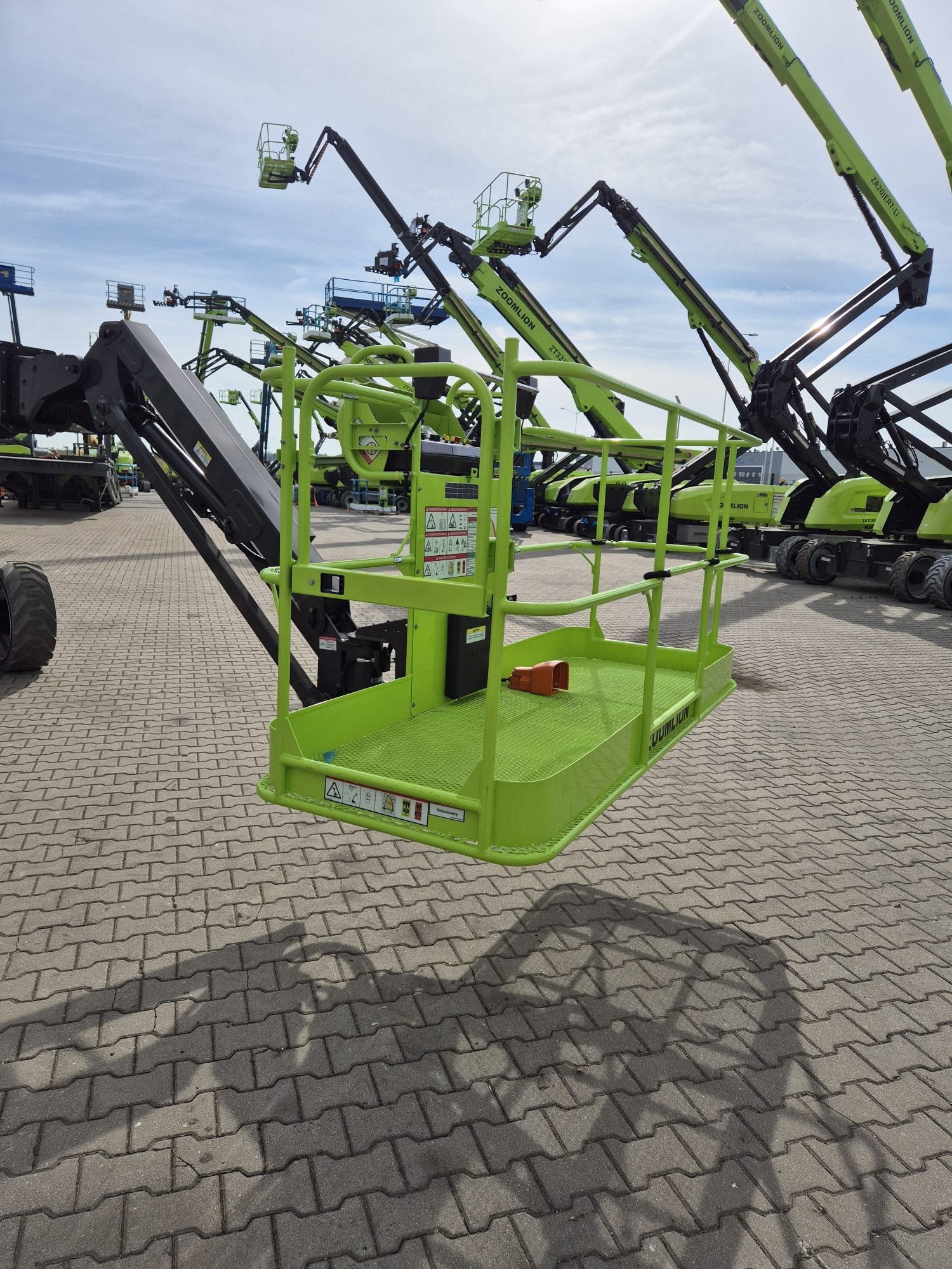 zoomlion zt21je v li Zoomlion ZT21JE-V LI 4x4 - Product gallery image - BAC Poland AWP parts