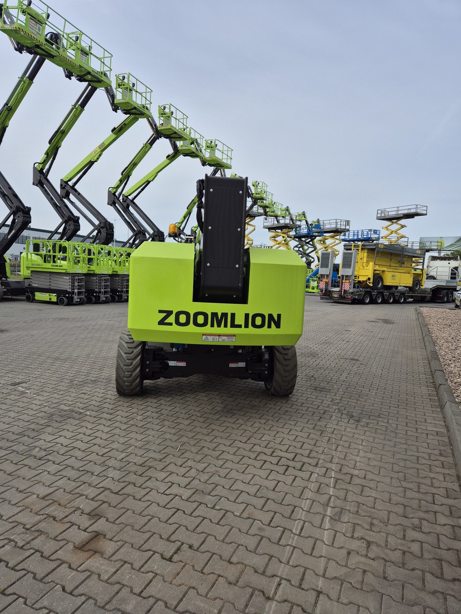 zoomlion zt18je v li Zoomlion ZT18JE-V LI 4x4 - Product gallery image - BAC Poland AWP parts