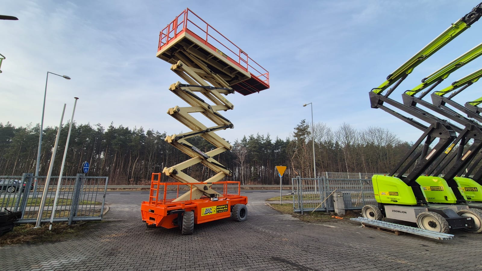 IMG-20250313-WA0026 Holland Lift HL-195 EL25 - Product gallery image - BAC Poland AWP parts