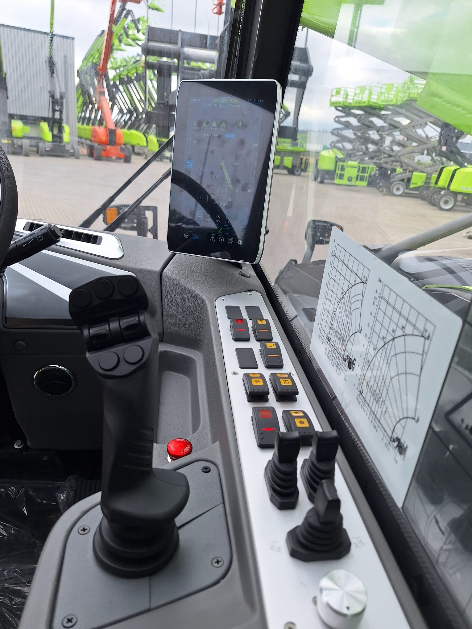 Zdjęcie WhatsApp 2025-07-18 o 15.03.45_cbae5c84 Zoomlion ZTH4014 - Product gallery image - BAC Poland AWP parts