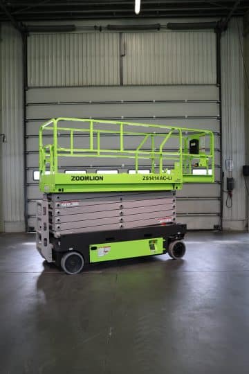 Zoomlion scissor lift in stock.