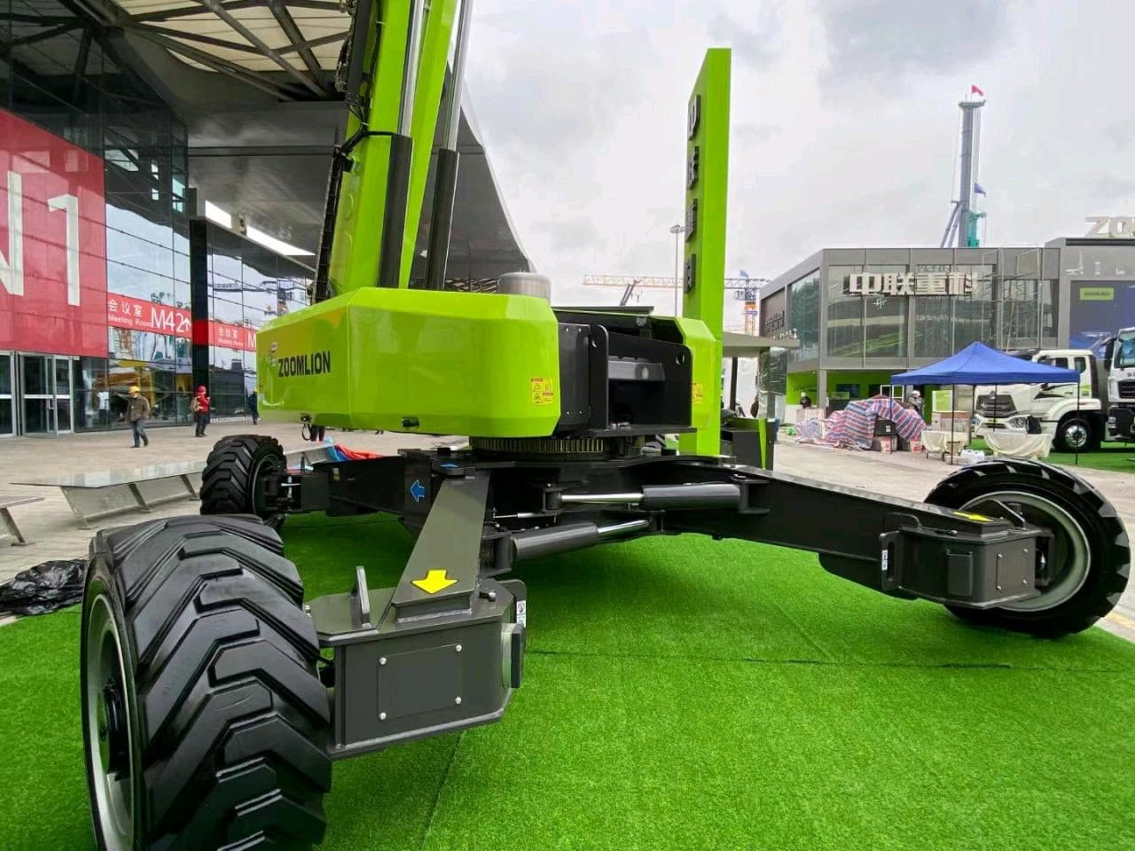 Bacpolska Podnośnik Wolno Bieżny Zt68j 67,5m Bauma China 2020 W Szanghaju 04