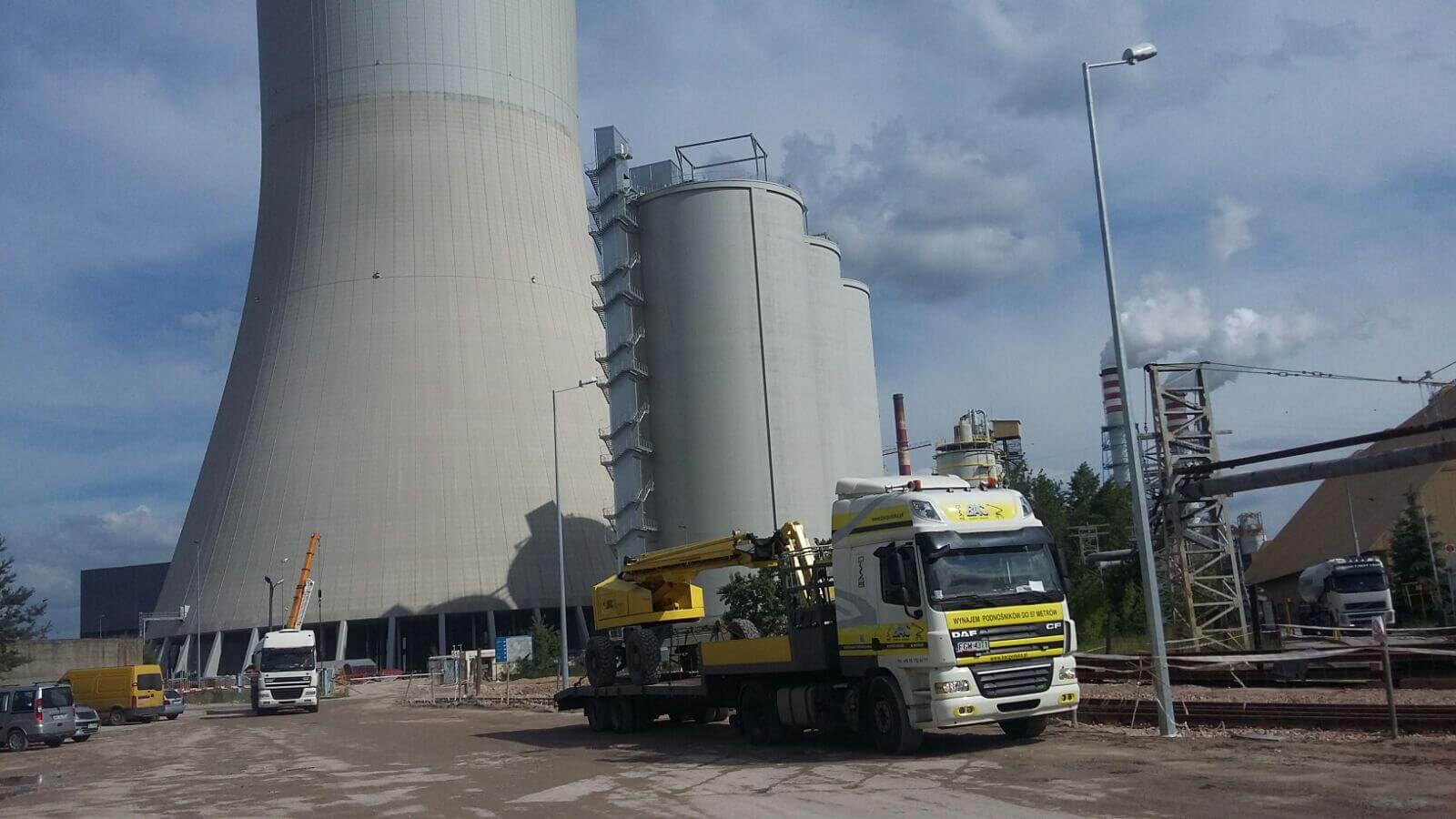 Truck in front of the power plant cooled naturally.