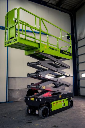 Zoomlion scissor lift in stock.