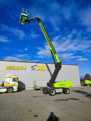 Zoomlion Hebebühne vor dem BAC-Lager.