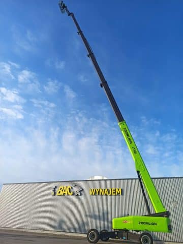 Zoomlion aerial lift in front of the "Rental" warehouse.