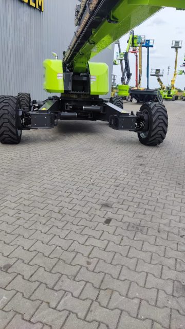 Podnośnik Teleskopowy Zoomlion ZT38J-V 4x4 - obrazek 17