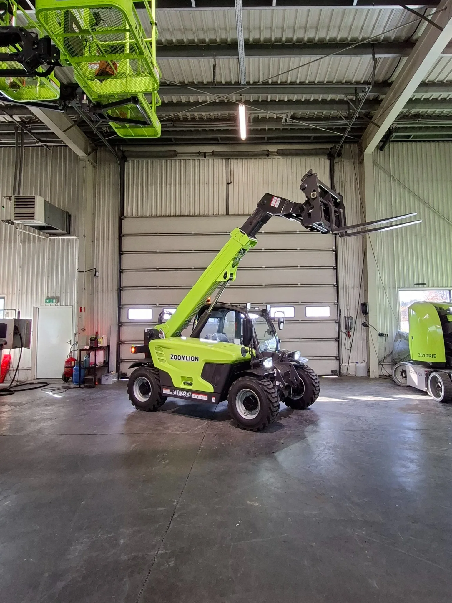 ladowarka_teleskopowa_zoomlion_zth2506_nowa_12