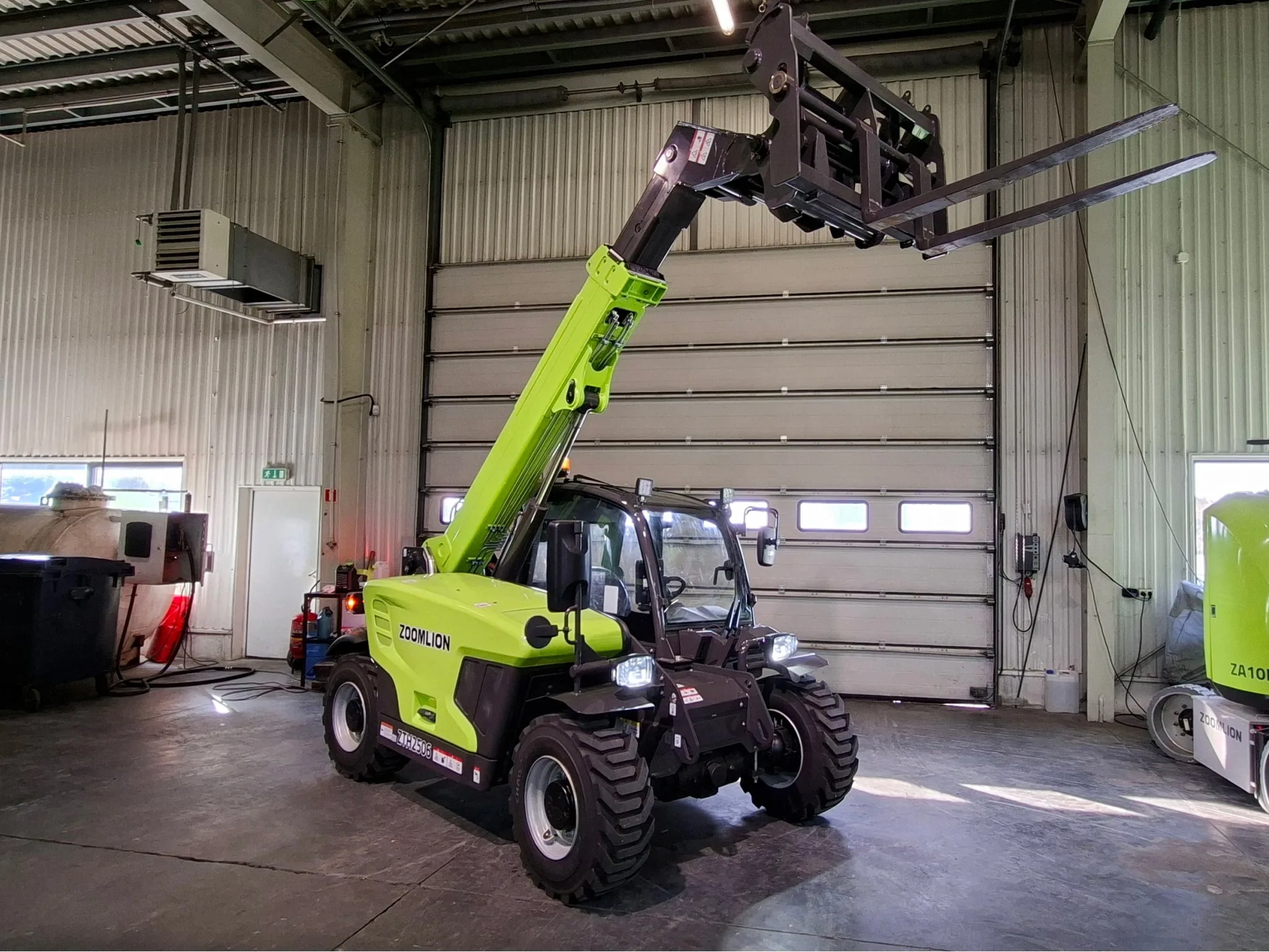 ladowarka_teleskopowa_zoomlion_zth2506_nowa_13