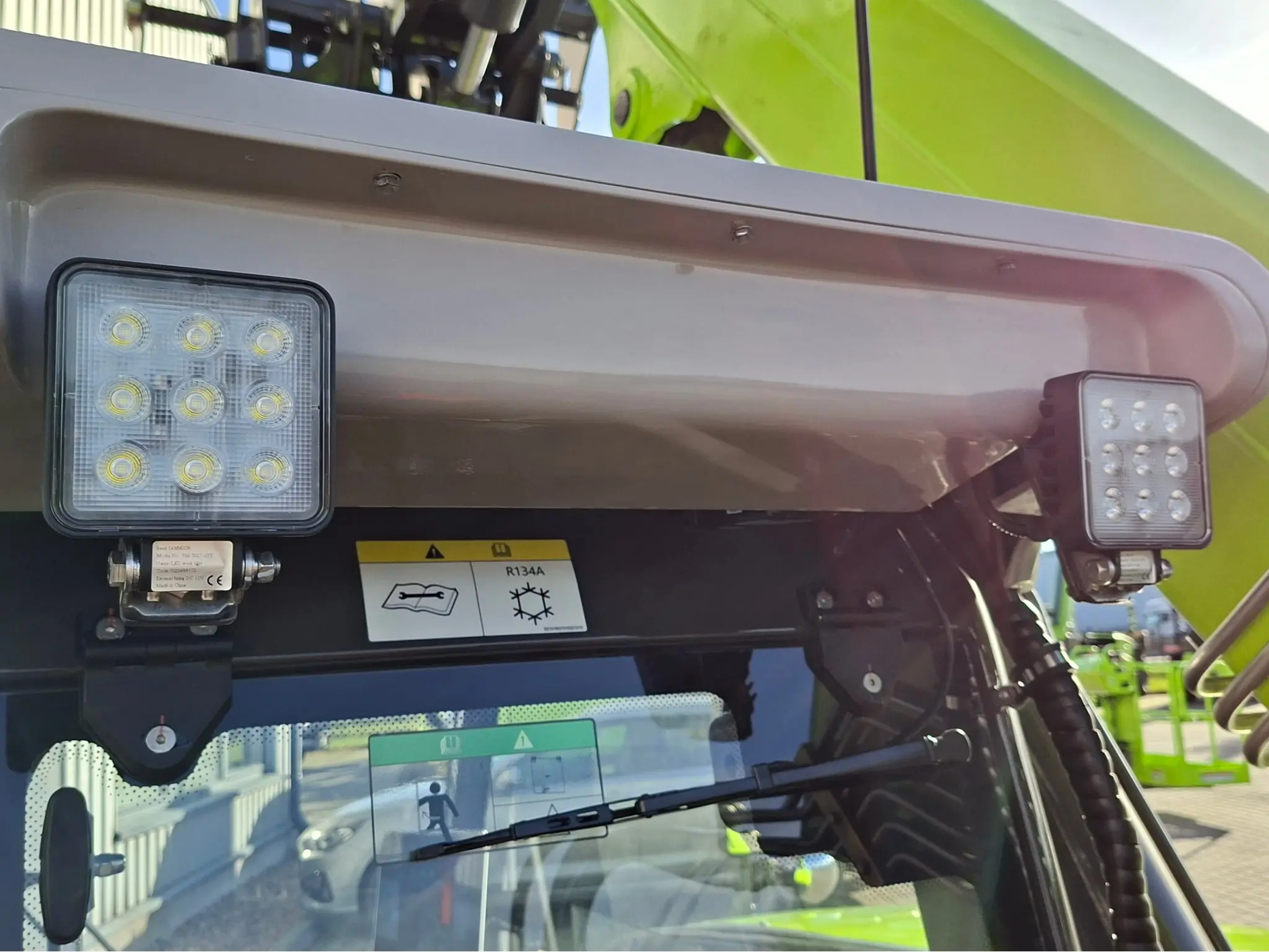 ladowarka_teleskopowa_zoomlion_zth2506_nowa_6