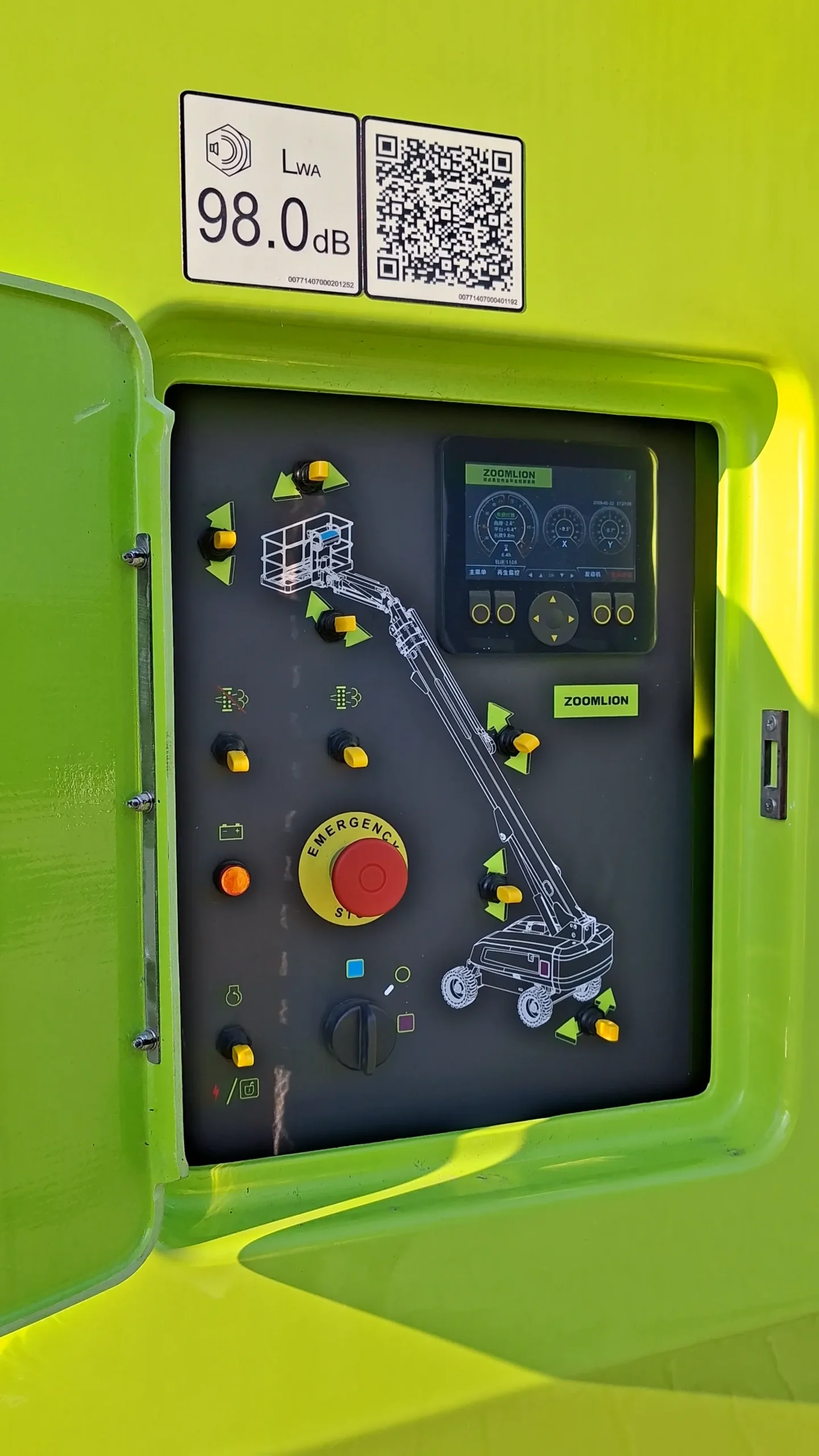 podnosnik-teleskopowy-zoomlion-zt32j-v-spalinowy-bac-polska-6