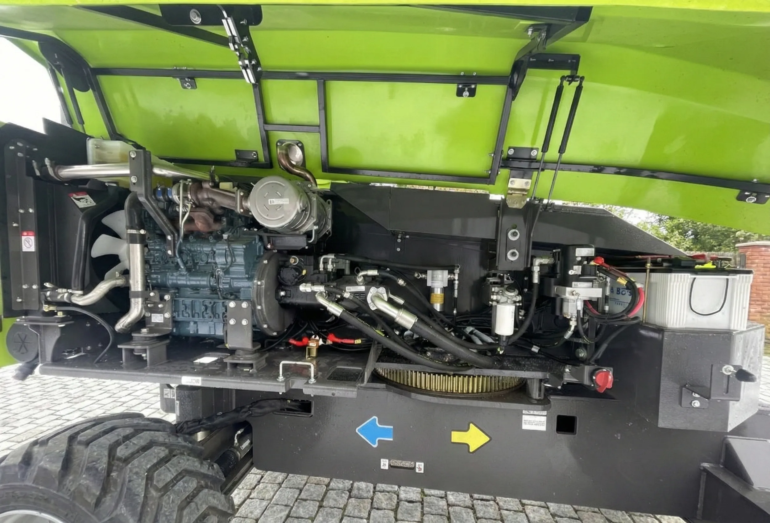 podnosnik-teleskopowy-zoomlion-zt32j-v-spalinowy-bac-polska-8